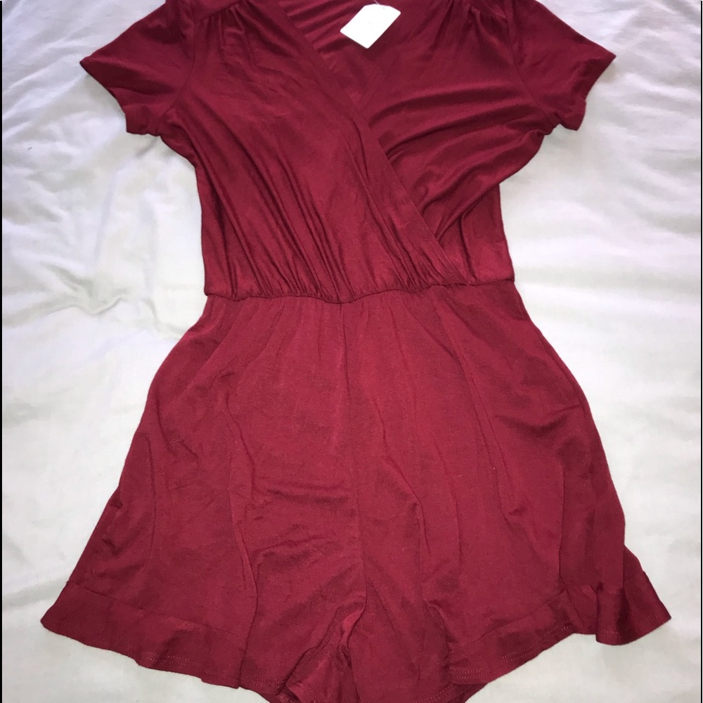 Urban Outfitters romper NWT - Picture 1 of 4